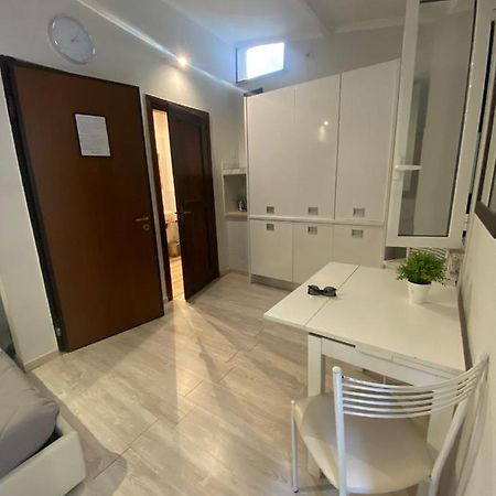 K'Alma Apartment Colosseo - Leopardi Рим Екстериор снимка
