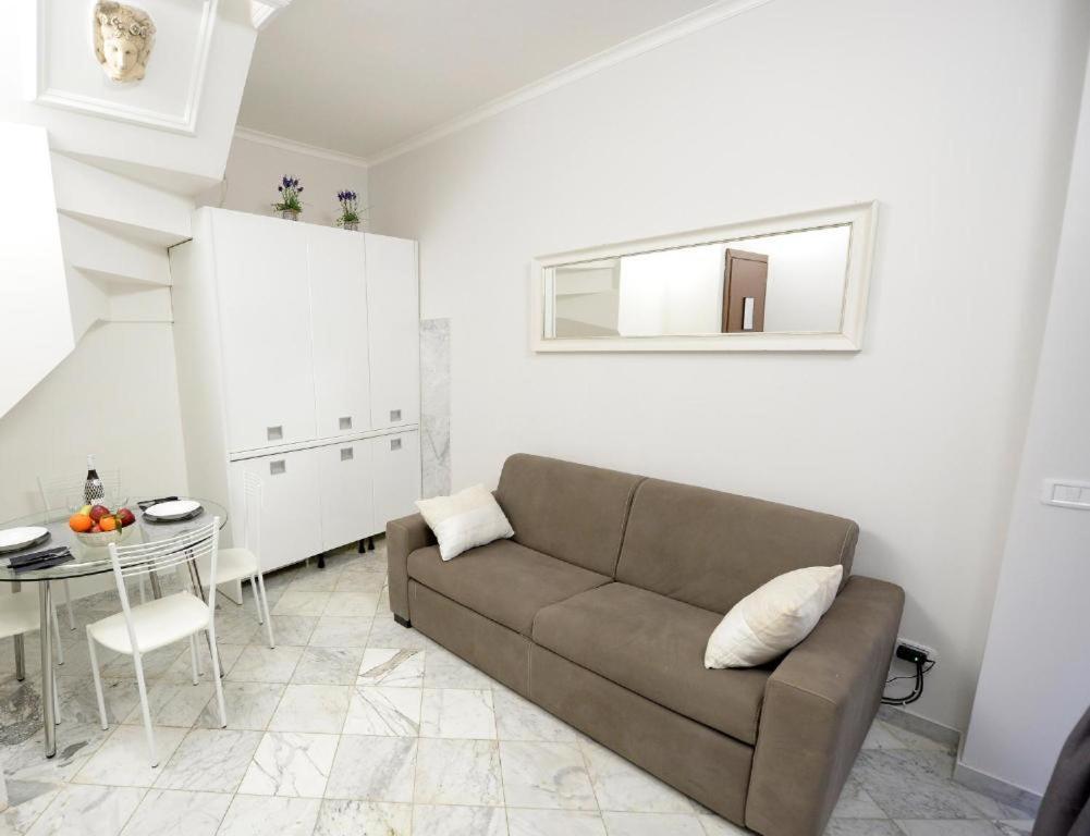 K'Alma Apartment Colosseo - Leopardi Рим Екстериор снимка